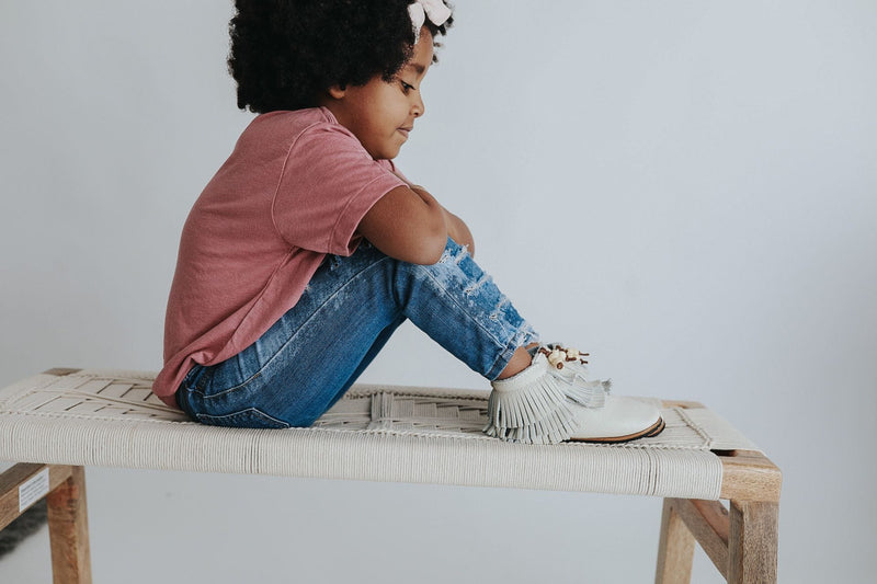 What are Minimalist Shoes for Children?