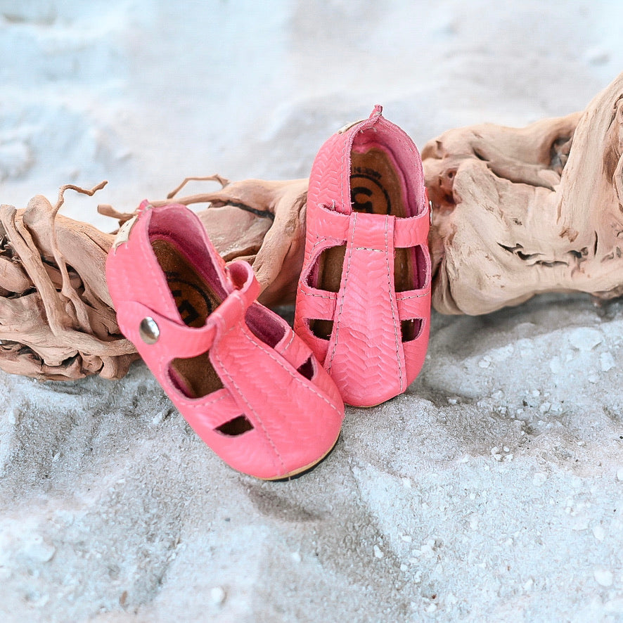 Sandals - Breathable and Flexible for Warmer Weather