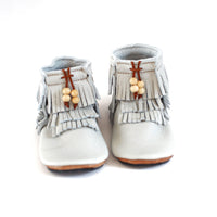 Duchess and Fox Frost Trail Blazers • Fringe Moccasin Boots handmade barefoot shoes