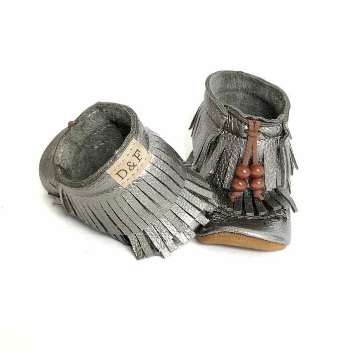 Duchess and Fox Gunmetal Trail Blazers • Fringe Moccasin Boots handmade barefoot shoes